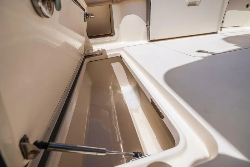 Slide: The Image of Scout 420 LXF 2016 - 5990247