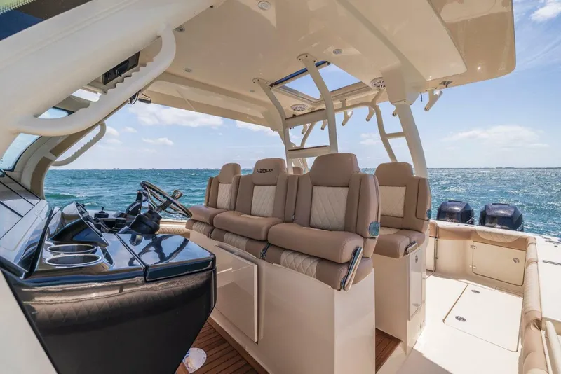 Slide: The Image of Scout 420 LXF 2016 - 5990232