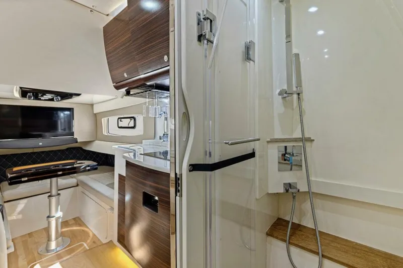 Slide: The Image of Scout 420 LXF 2016 - 5990343