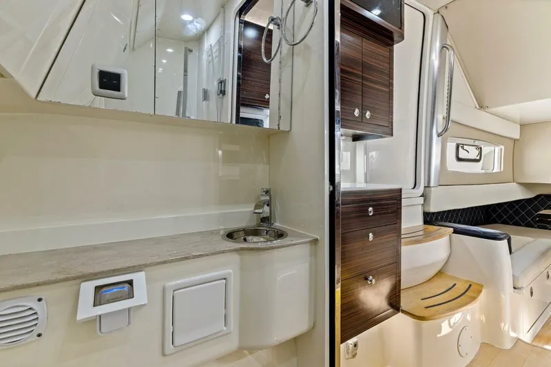 Slide: The Image of Scout 420 LXF 2016 - 5990345