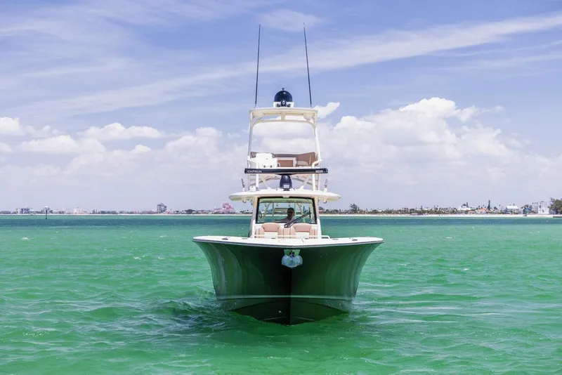 Slide: The Image of Scout 420 LXF 2016 - 5990374