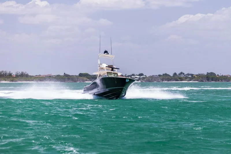 Slide: The Image of Scout 420 LXF 2016 - 5990377