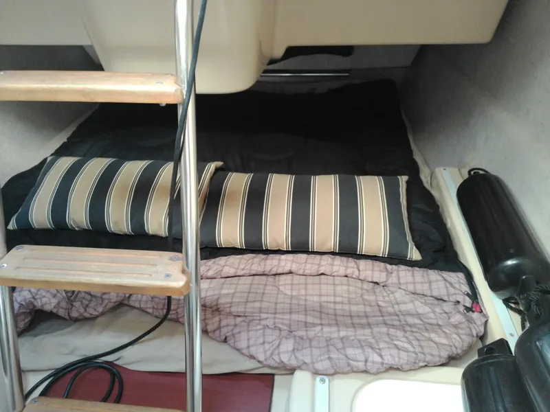 Slide: The Image of Macgregor 26 2010 - 5986310