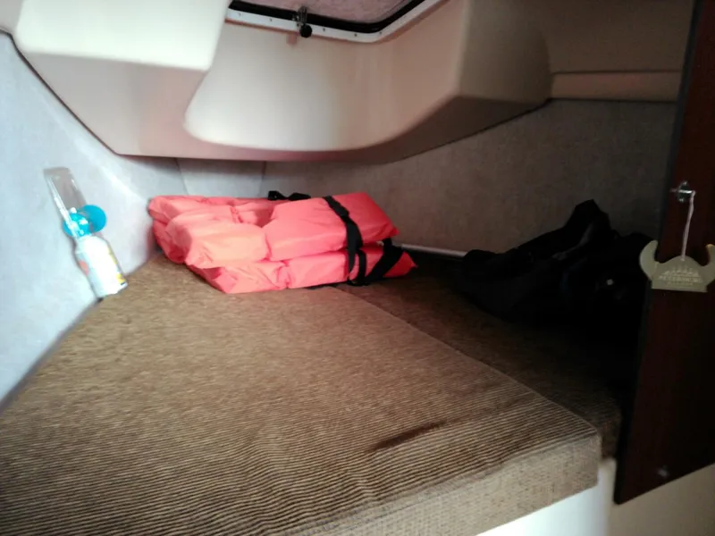 Slide: The Image of Macgregor 26 2010 - 5986316