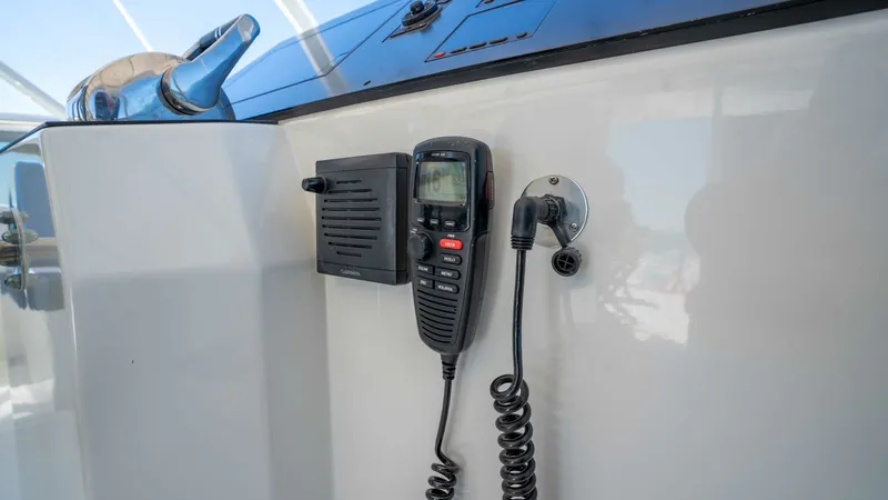 Slide: The Image of Symbol 62 Pilothouse 2001 - 6008645