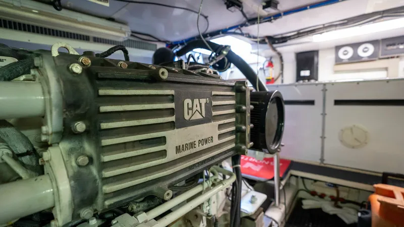 Slide: The Image of Symbol 62 Pilothouse 2001 - 6008648