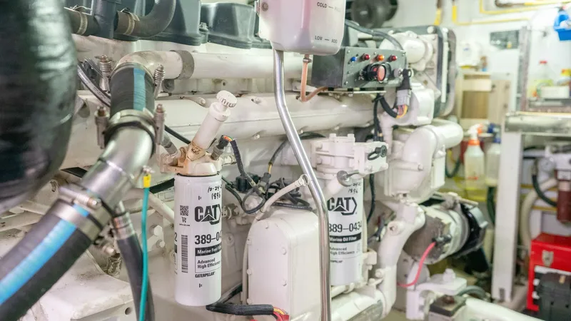 Slide: The Image of Symbol 62 Pilothouse 2001 - 6008650