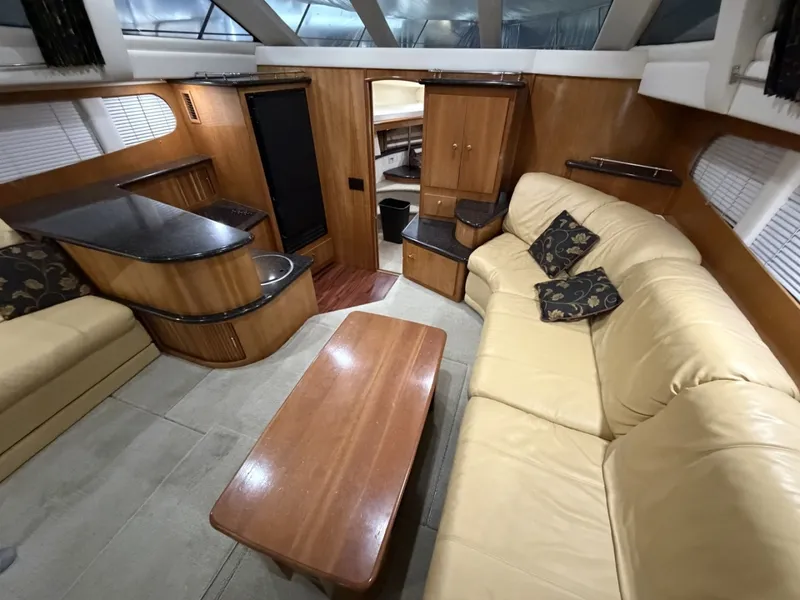 Slide: The Image of Carver Yachts 444 Motor Yacht 2001 - 6004972