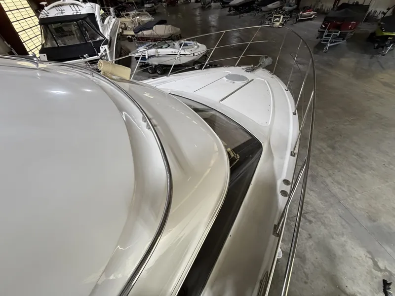 Slide: The Image of Carver Yachts 444 Motor Yacht 2001 - 6482567