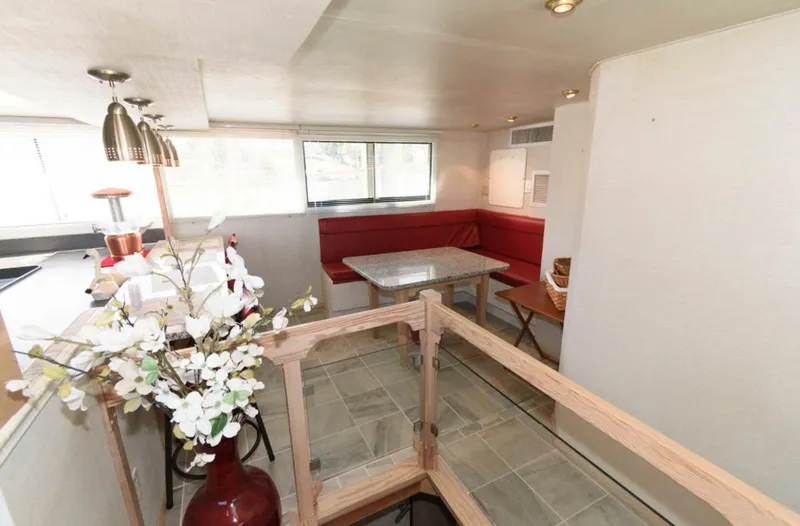 Slide: The Image of Broward Raised Pilothouse 1984 - 5986507