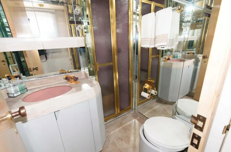 Slide: The Image of Broward Raised Pilothouse 1984 - 5986516