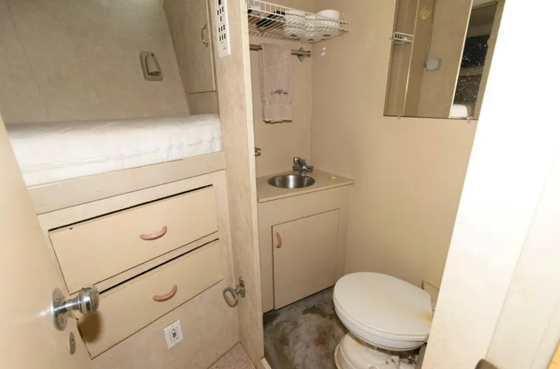 Slide: The Image of Broward Raised Pilothouse 1984 - 5986526