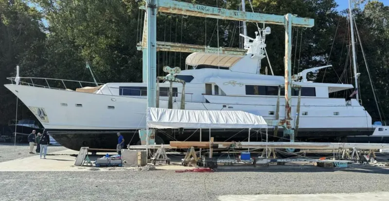Slide: The Image of Broward Raised Pilothouse 1984 - 5986568