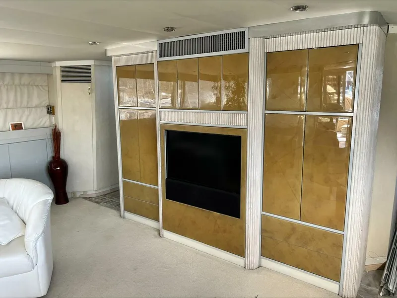 Slide: The Image of Broward Raised Pilothouse 1984 - 5986500