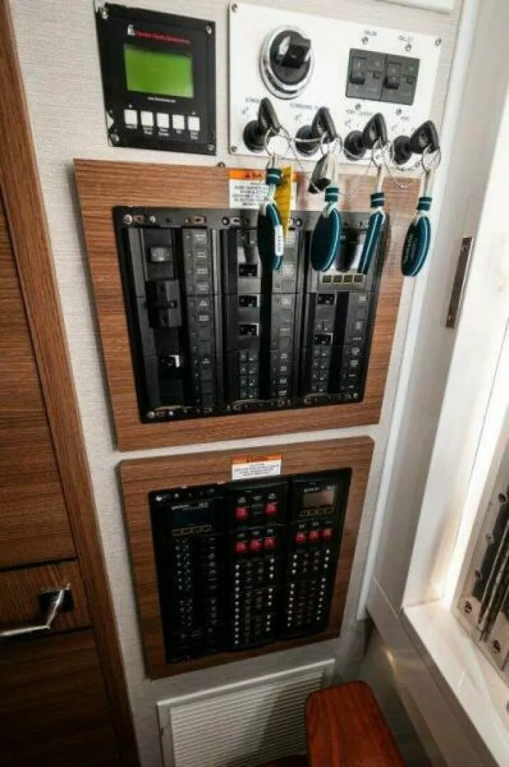 Slide: The Image of 2021 Valhalla Boatworks V-46-GO ROUTE-Breakers - 5986482