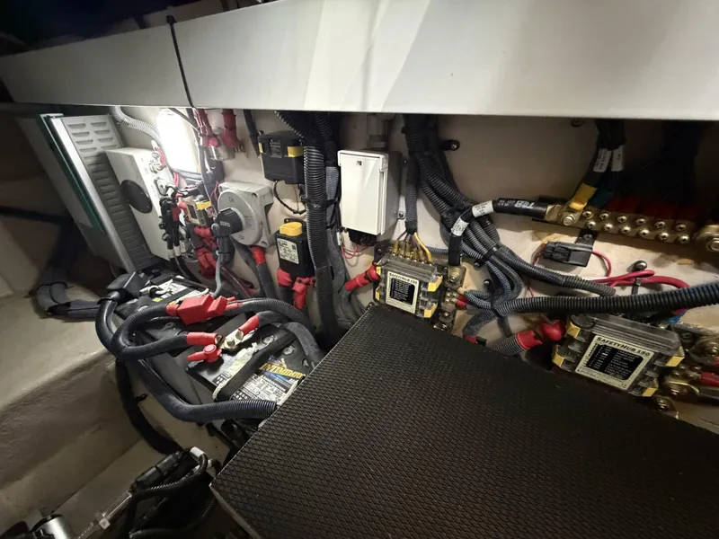 Slide: The Image of Sea Ray 400 Sundancer 2017 - 5986821