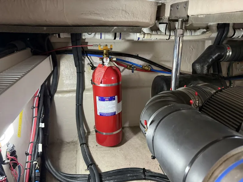 Slide: The Image of Sea Ray 400 Sundancer 2017 - 5986827