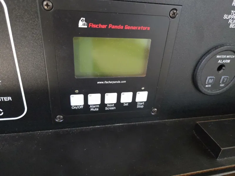 Slide: The Image of Pursuit 355 Offshore 2019 - 6111321