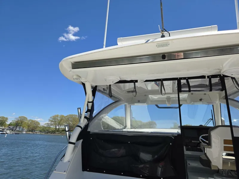 Slide: The Image of Pursuit 355 Offshore 2019 - 6111361