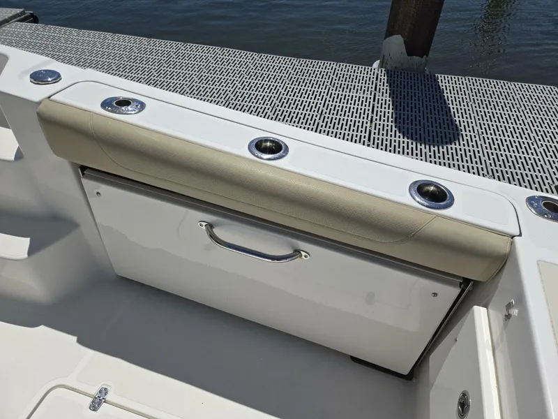 Slide: The Image of Pursuit 355 Offshore 2019 - 6111362