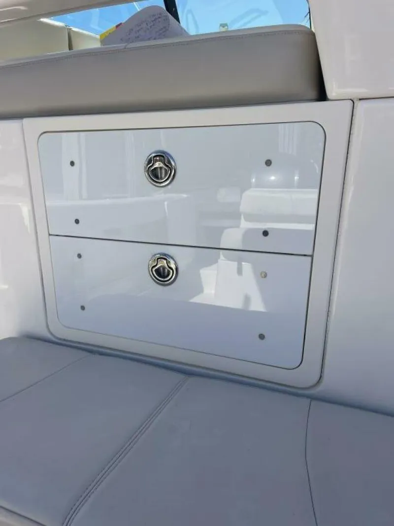 Slide: The Image of Pursuit OS 315 2014 - 5988872