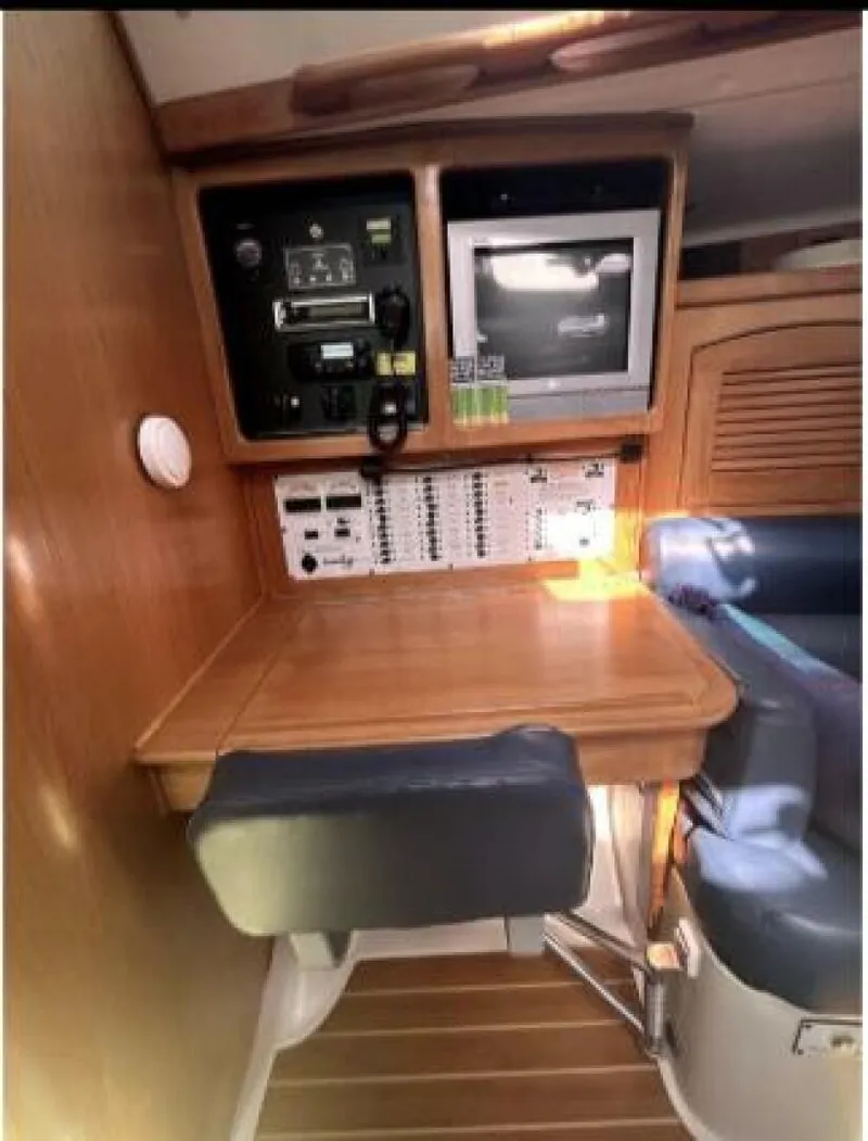 Slide: The Image of Catalina 400 2004 - 5987807