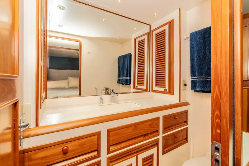 Slide: The Image of Offshore Flushdeck 2000 - 5987998