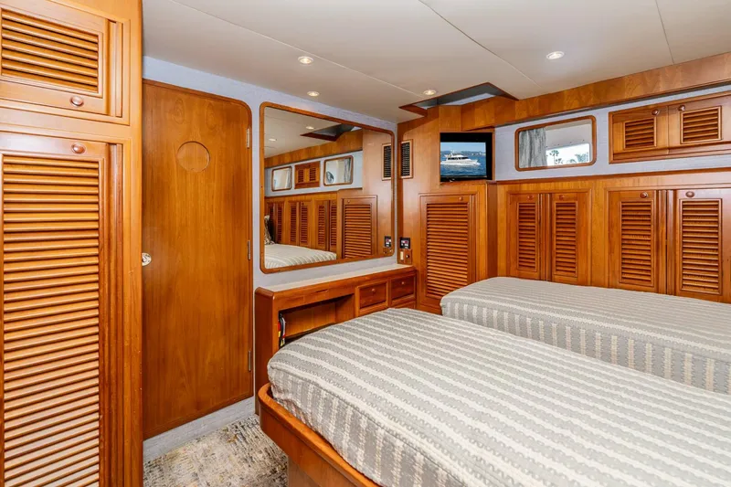 Slide: The Image of Offshore Flushdeck 2000 - 5988005