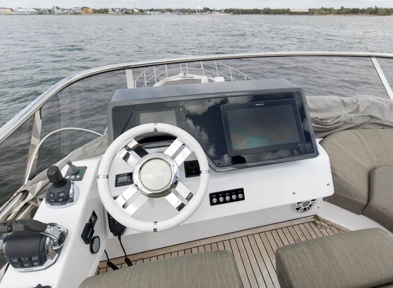 Slide: The Image of Azimut S6 Sportfly 2020 - 5988046