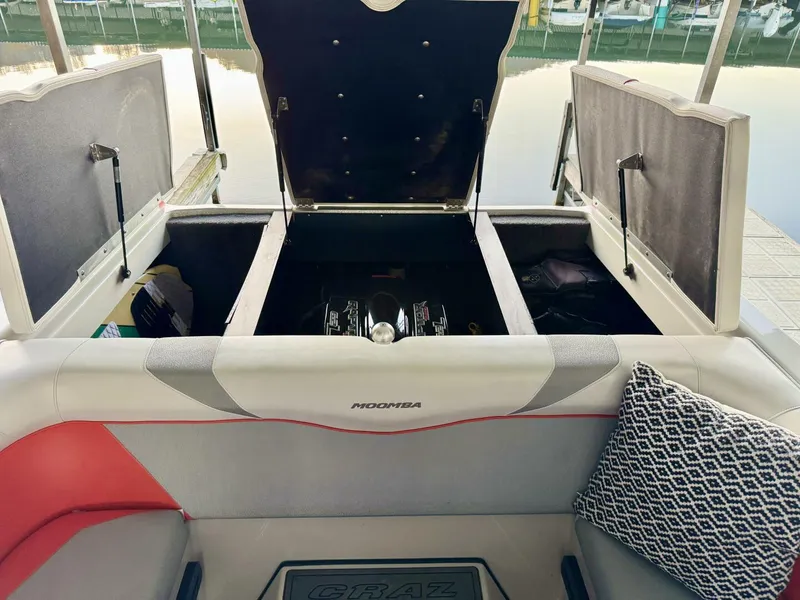 Slide: The Image of Moomba Craz 2016 - 5988327