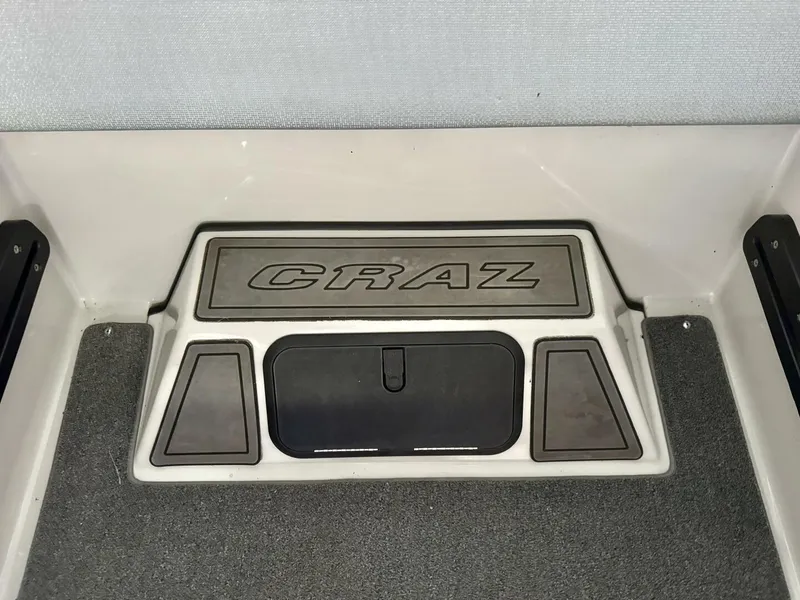 Slide: The Image of Moomba Craz 2016 - 5988338