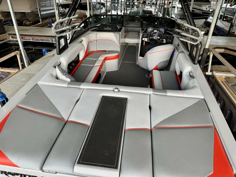 Slide: The Image of Moomba Craz 2016 - 5988251