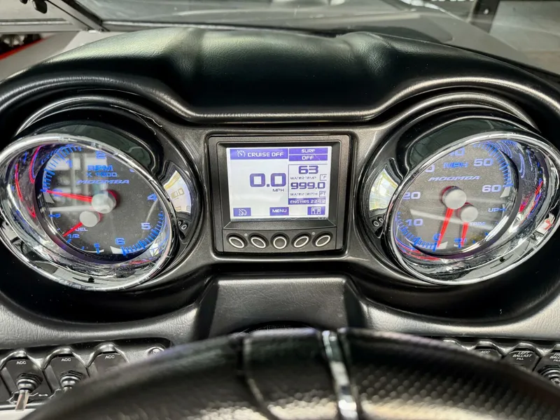 Slide: The Image of Moomba Craz 2016 - 5988262