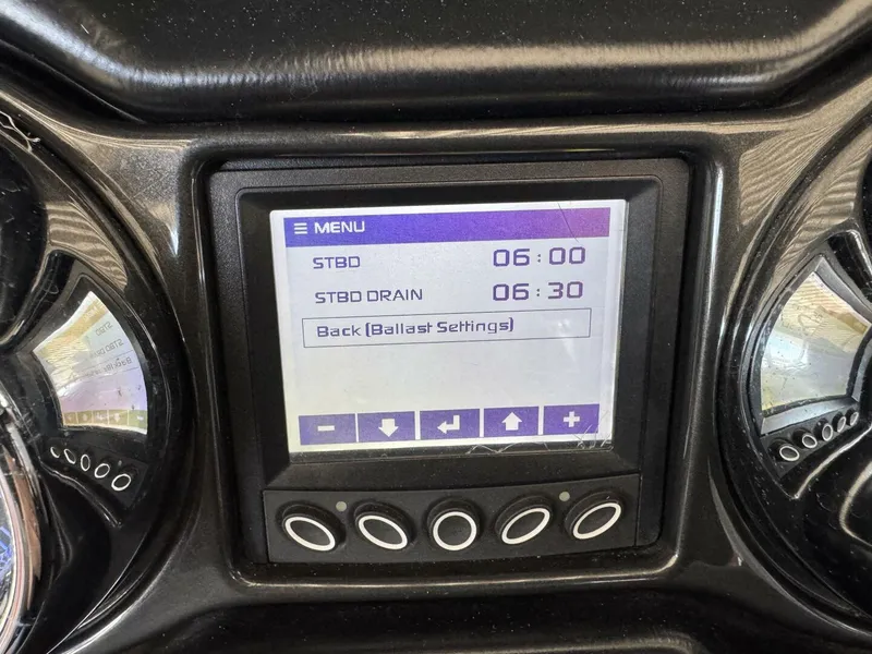 Slide: The Image of Moomba Craz 2016 - 5988267