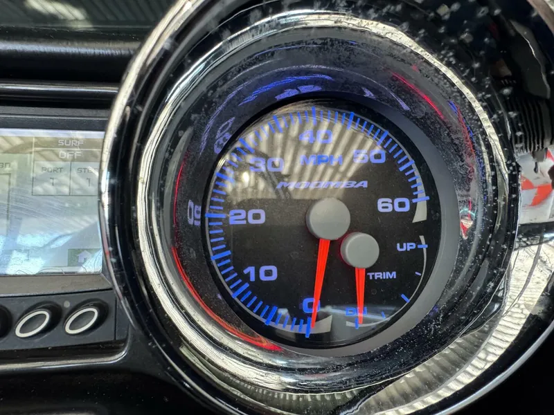 Slide: The Image of Moomba Craz 2016 - 5988276