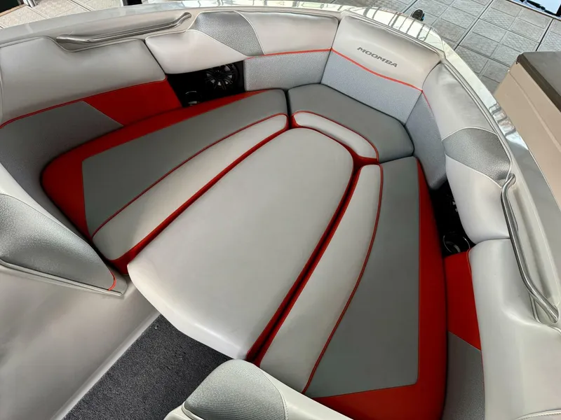 Slide: The Image of Moomba Craz 2016 - 5988289