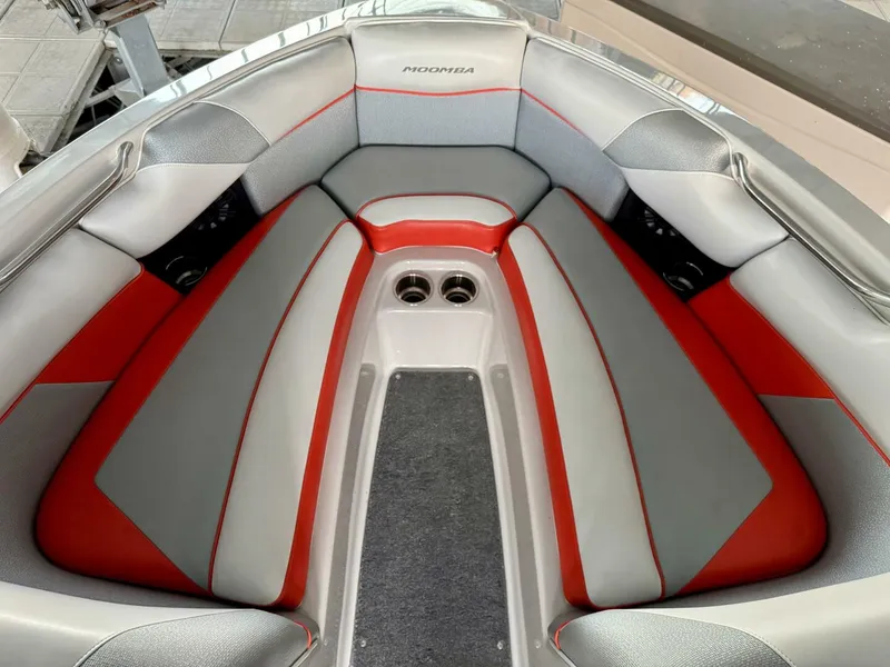 Slide: The Image of Moomba Craz 2016 - 5988293