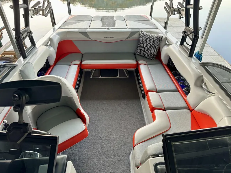 Slide: The Image of Moomba Craz 2016 - 5988307