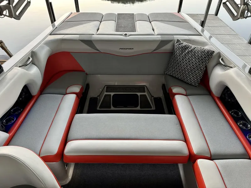 Slide: The Image of Moomba Craz 2016 - 5988325