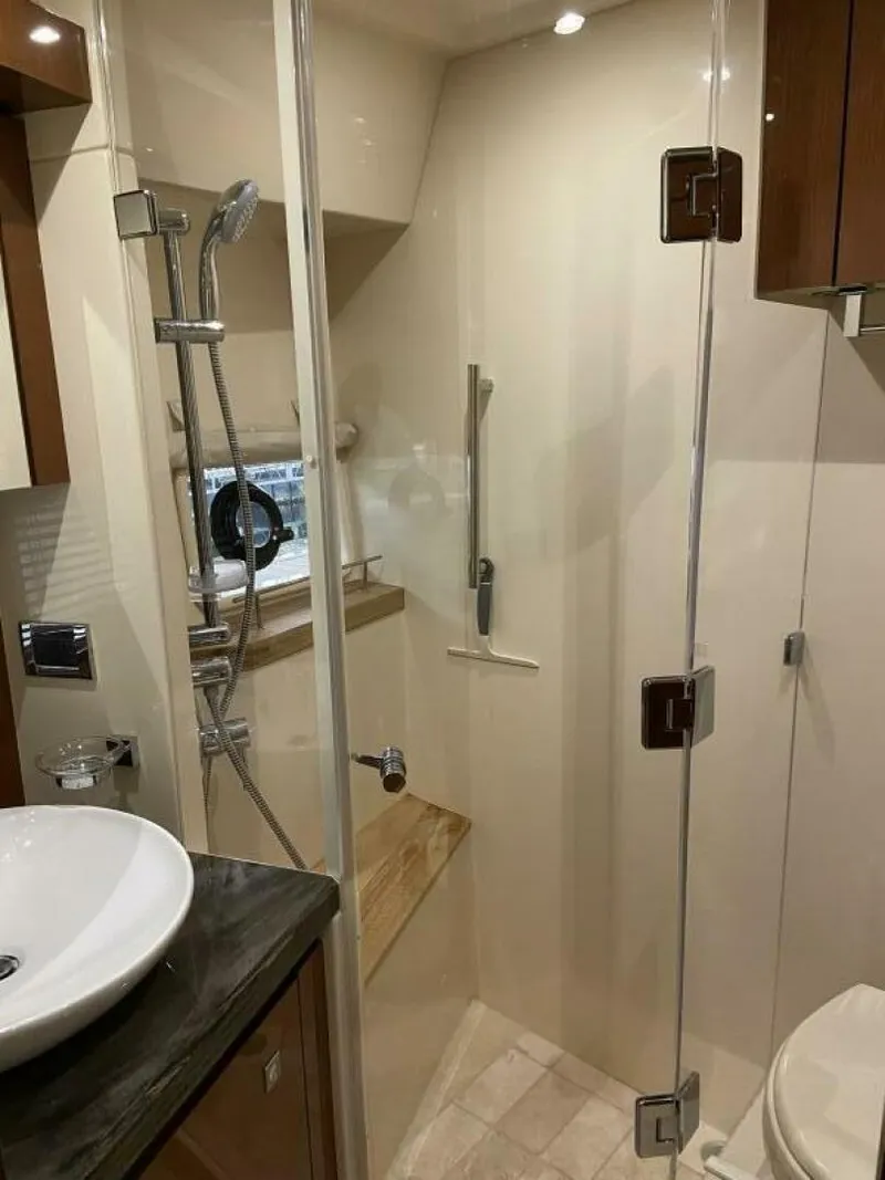 Slide: The Image of Sea Ray 510 FLY 2016 - 5988699