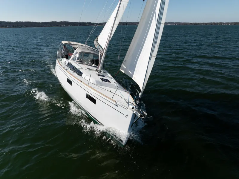 The Image of Beneteau Oceanis 38.1 2019 - 5988781