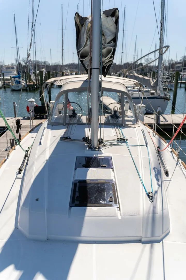 Slide: The Image of Beneteau Oceanis 38.1 2019 - 5988807