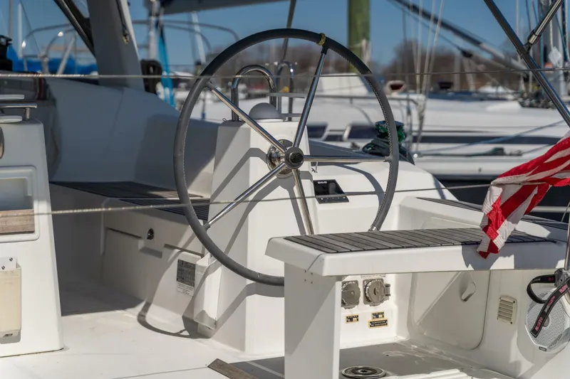 Slide: The Image of Beneteau Oceanis 38.1 2019 - 5988817