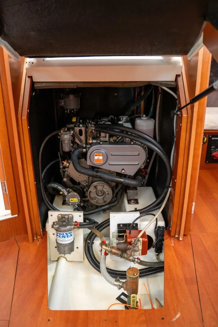 Slide: The Image of Beneteau Oceanis 38.1 2019 - 5988843