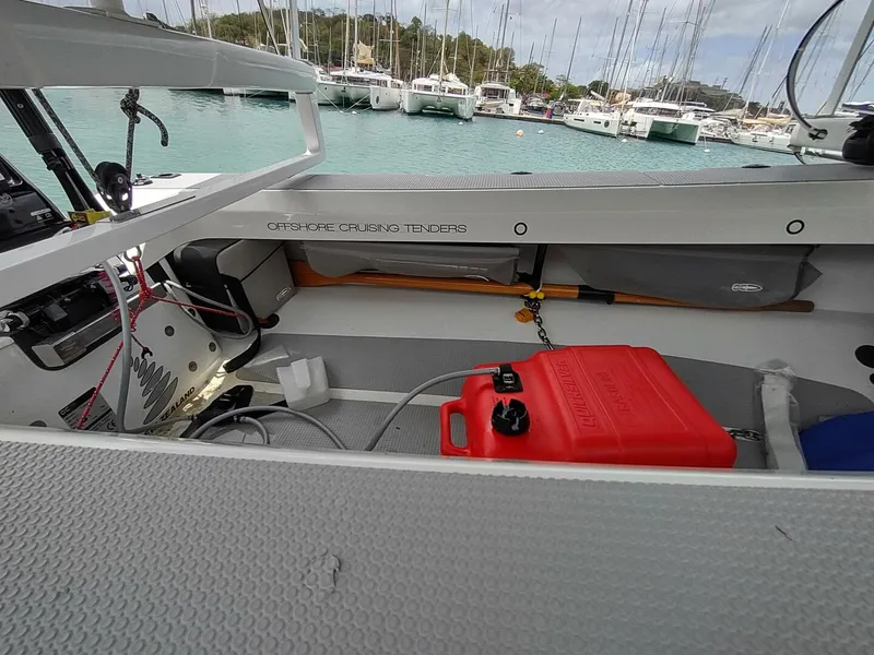 Slide: The Image of Outremer 51 2020 - 5991580