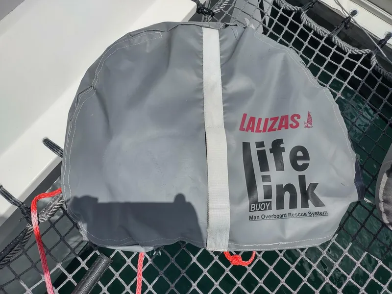 Slide: The Image of Outremer 51 2020 - 5991689