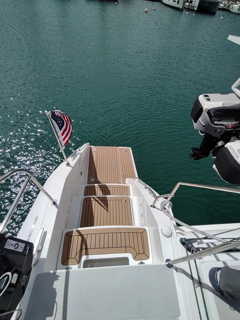 Slide: The Image of Outremer 51 2020 - 5991376