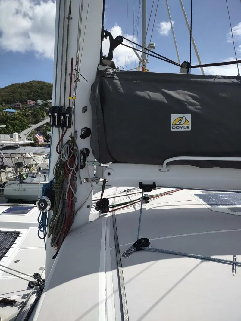 Slide: The Image of Outremer 51 2020 - 5991402