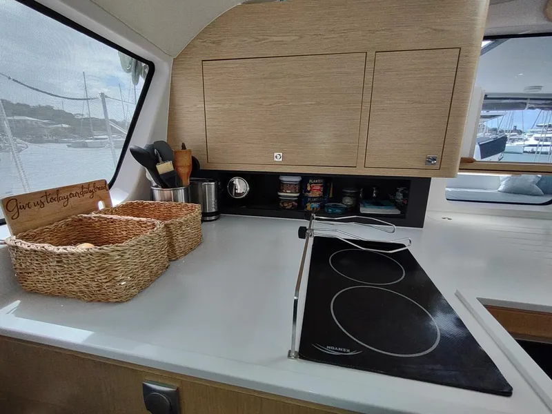 Slide: The Image of Outremer 51 2020 - 5991457