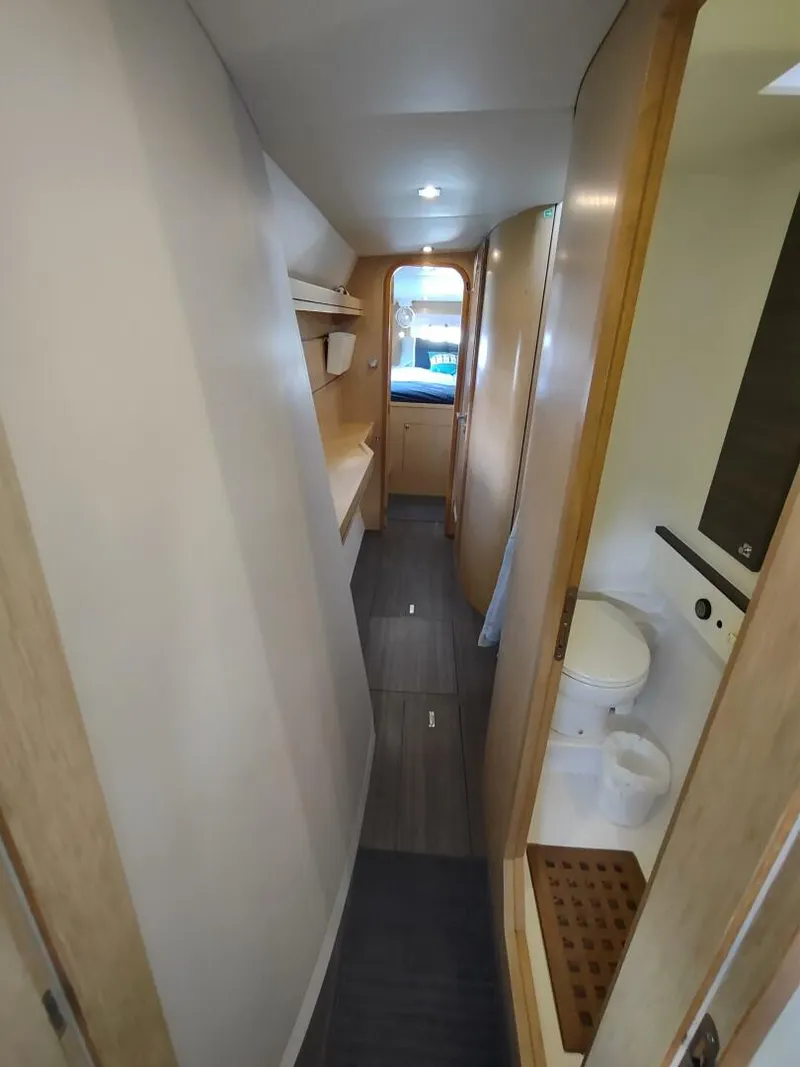 Slide: The Image of Outremer 51 2020 - 5991464